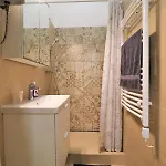 Roxy 4-b * בודפשט