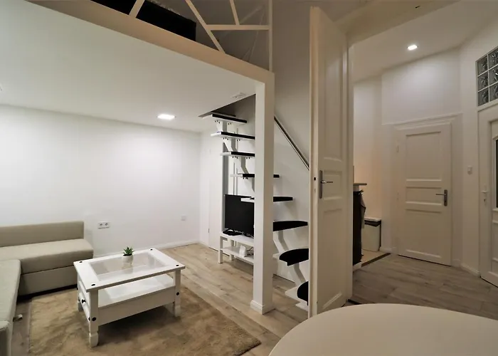 Roxy 4-b Apartament *